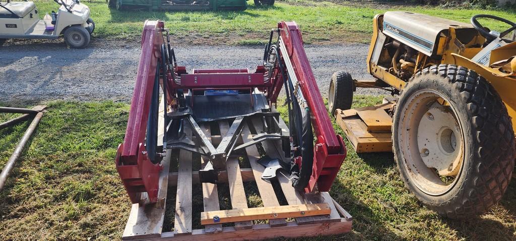 New Mahindra 2665CL Quick Attach Loader