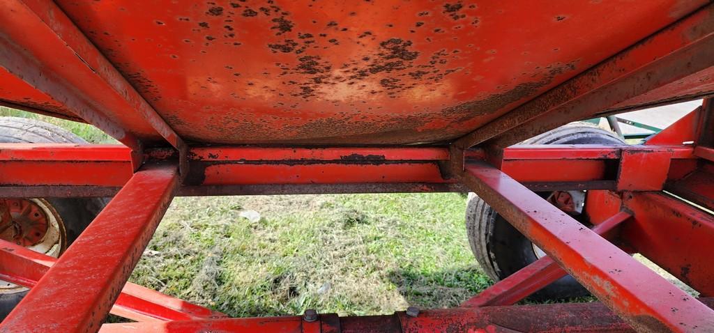 Ficklin 231 Gravity Wagon