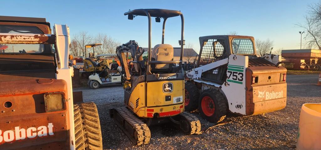 2011 John Deere 17D Mini Excavator (RIDE AND DRIVE)