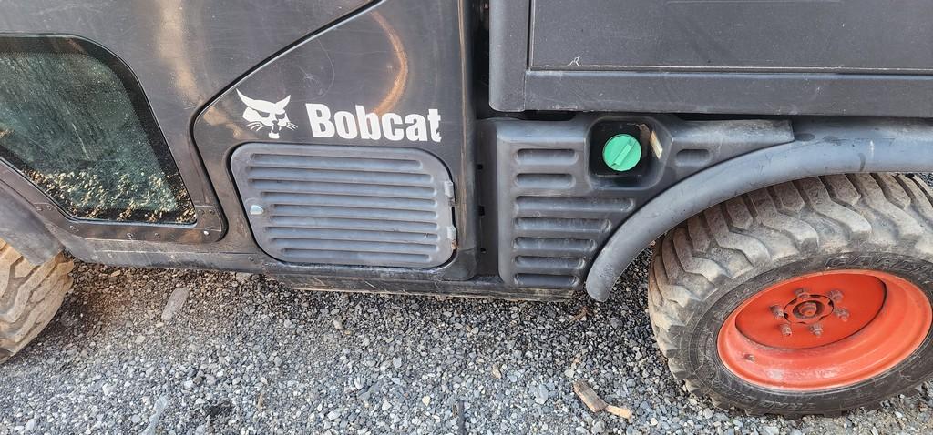 2012 Bobcat 5600 Toolcat (RUNS)