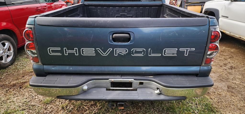 2003 Chevy 1500 Pickup (RUNS) (TITLE)