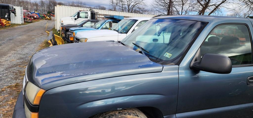 2003 Chevy 1500 Pickup (RUNS) (TITLE)