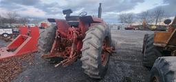 International 1066 Tractor (RUNS)