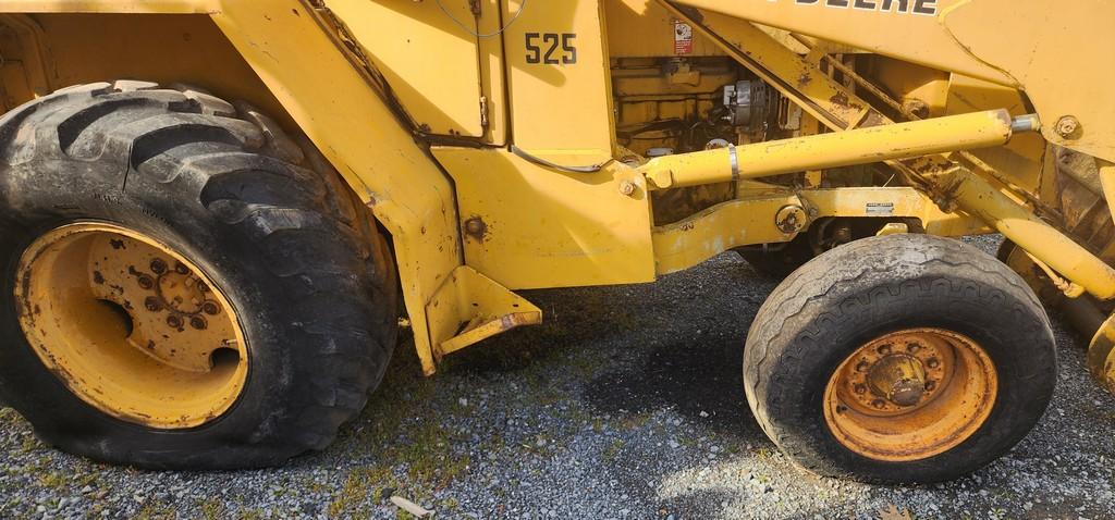 John Deere 410D Backhoe (AS IS)