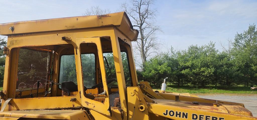 John Deere 410D Backhoe (AS IS)