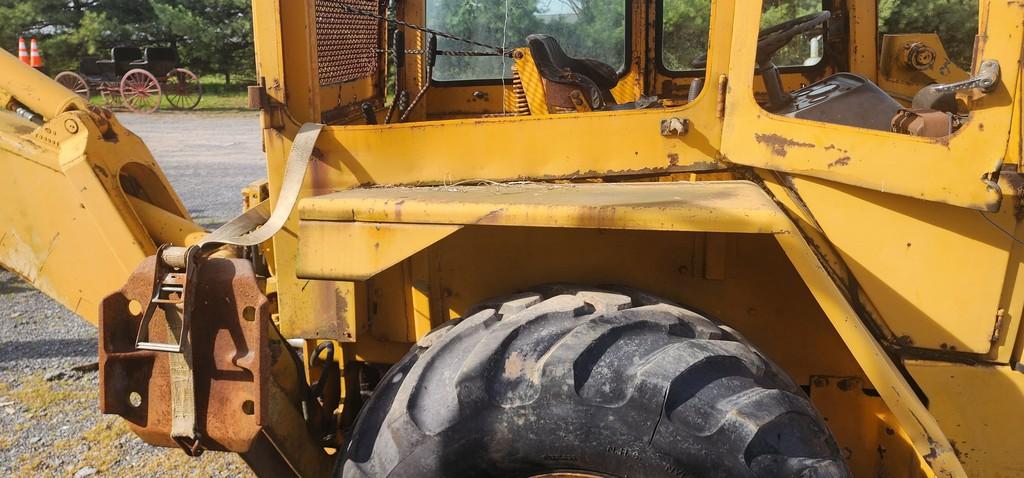 John Deere 410D Backhoe (AS IS)