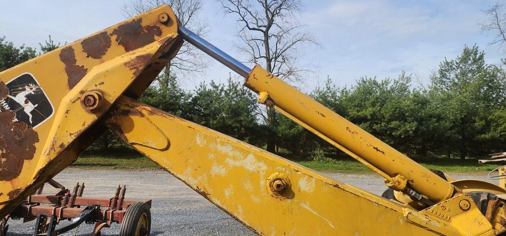 John Deere 410D Backhoe (AS IS)