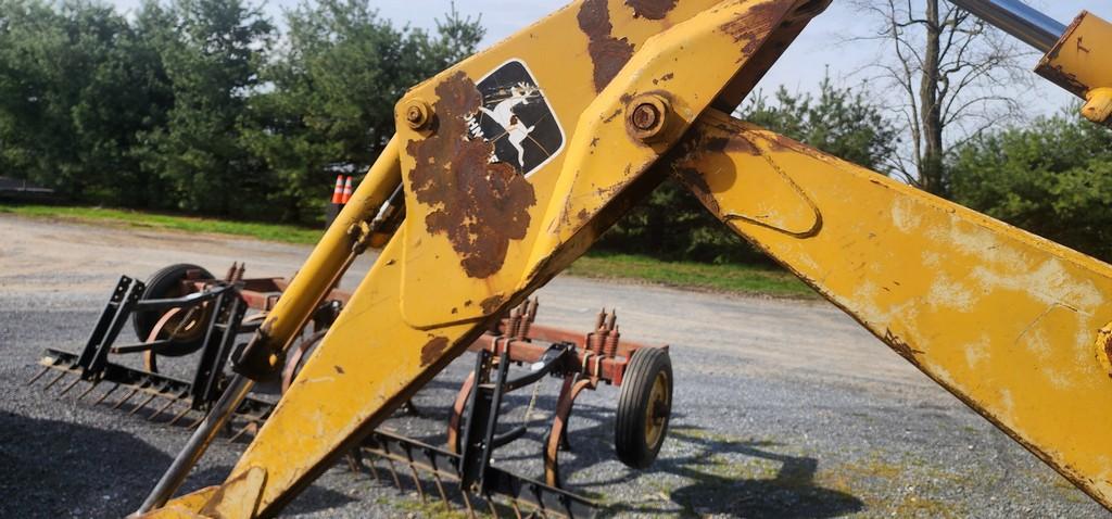 John Deere 410D Backhoe (AS IS)