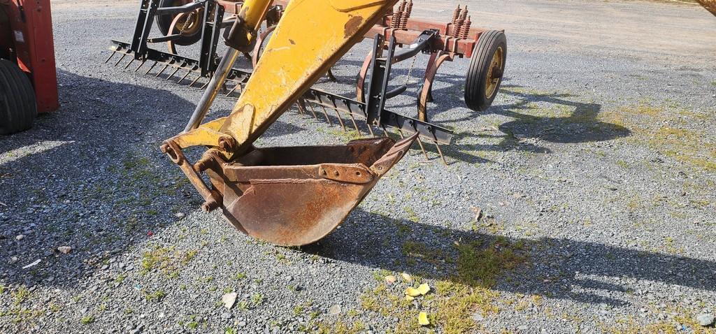 John Deere 410D Backhoe (AS IS)