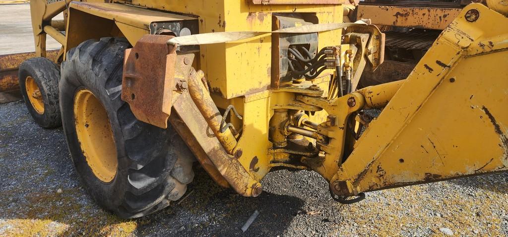 John Deere 410D Backhoe (AS IS)
