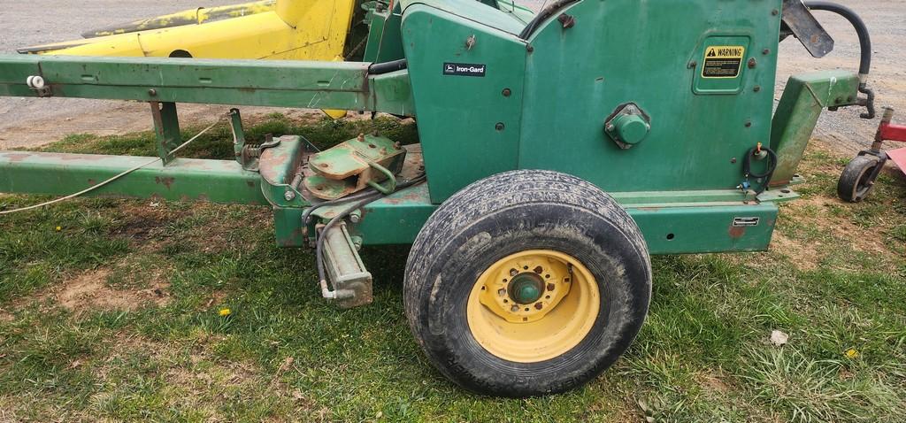 John Deere 3950 Chopper W/Head
