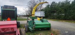 John Deere 3950 Chopper W/Head