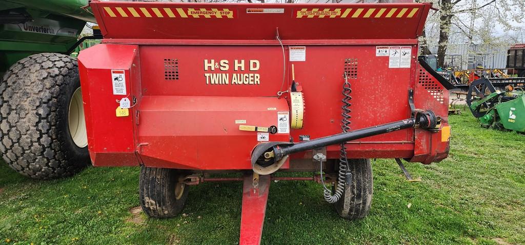 H+S Twin Auger HD Tandem Silage Wagon