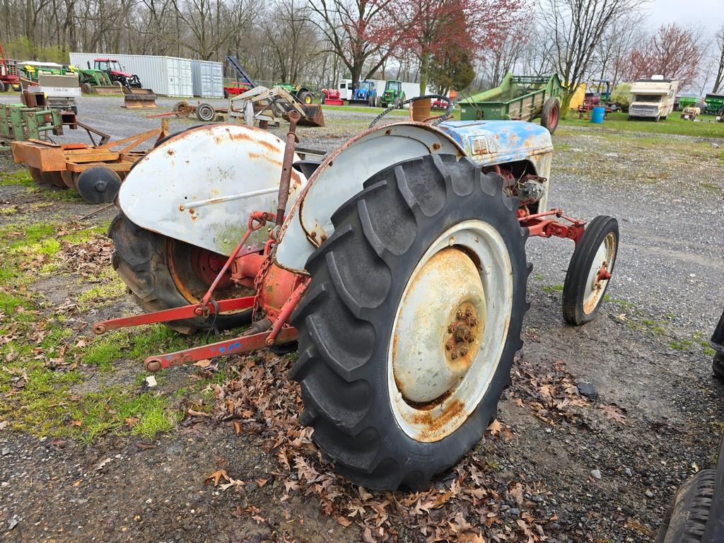 Ford 8N Tractor (AS IS)