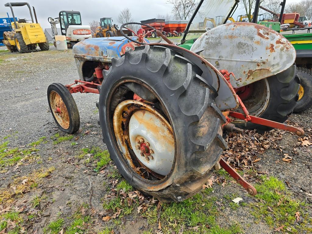 Ford 8N Tractor (AS IS)