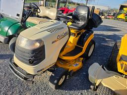 Cub Cadet GT2542 Riding Mower (RUNS)