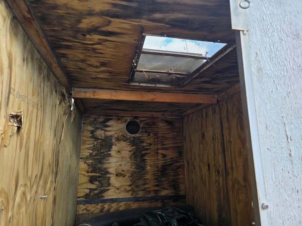 1 axle Vacuum Trailer (NO TITLE)