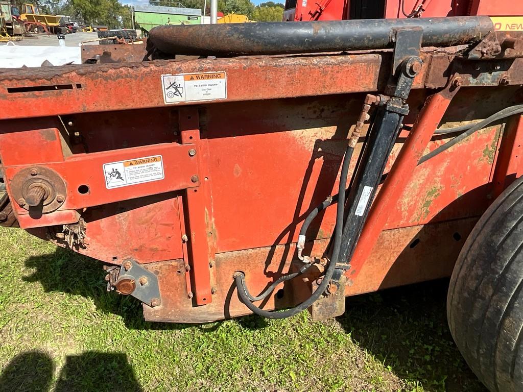 Hesston 5320 Tandem Manure Spreader