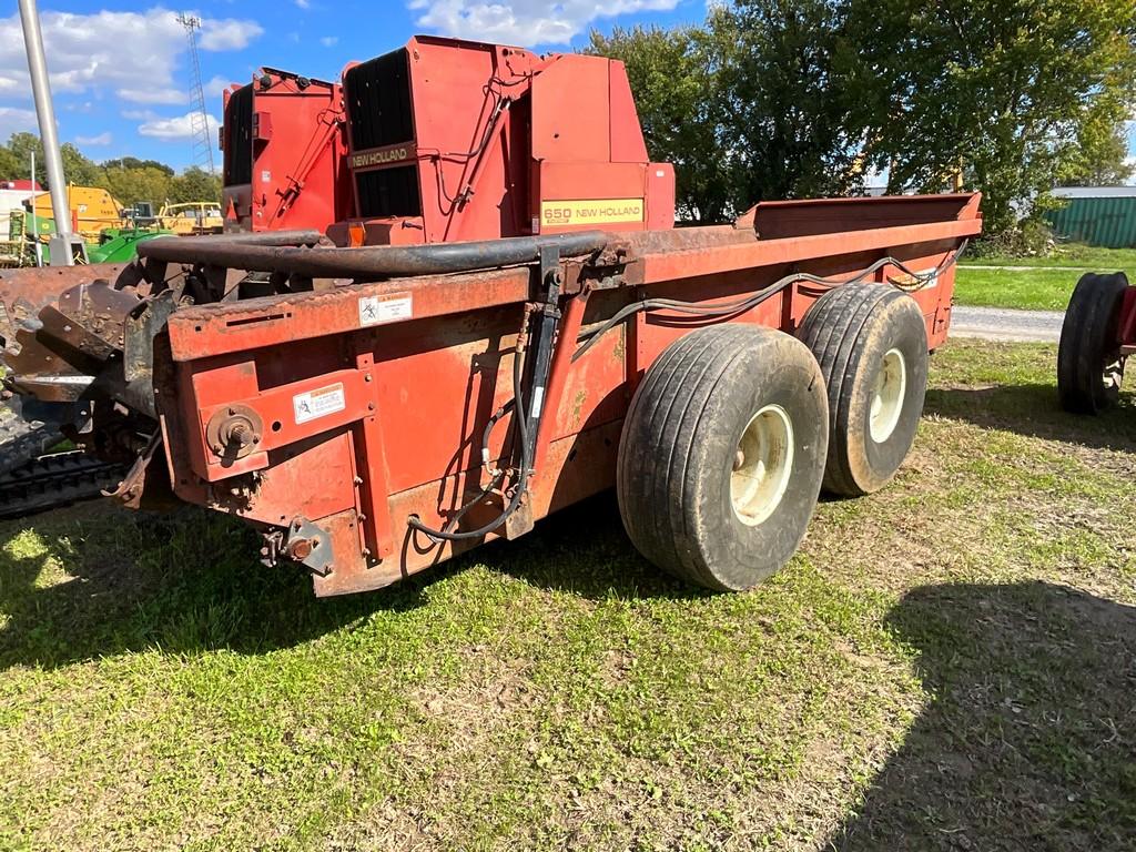Hesston 5320 Tandem Manure Spreader
