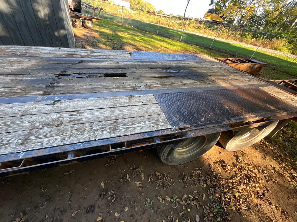 PJ Gooseneck Trailer