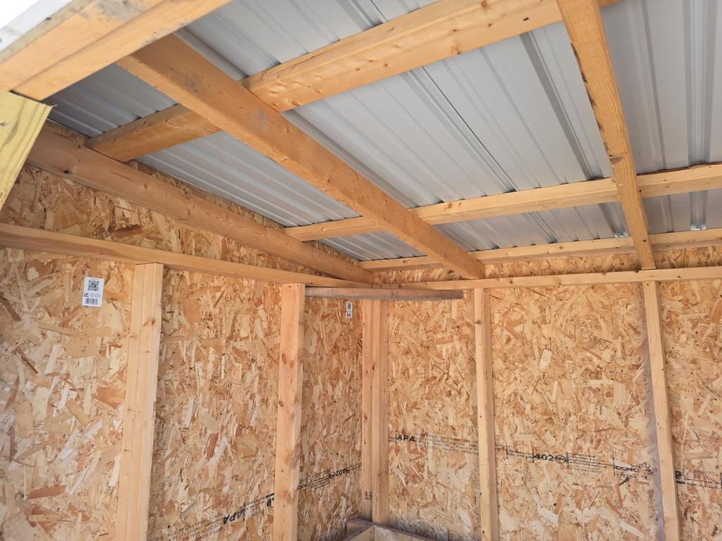 New 6x8 Run In Shed