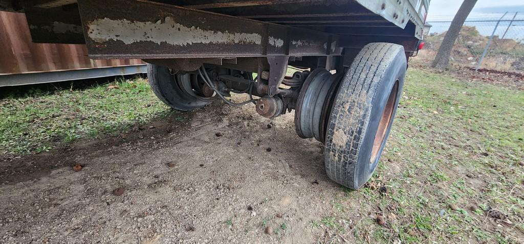 Fruehauf Pup Trailer (NO TITLE)