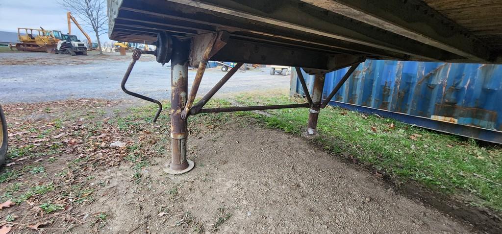 Fruehauf Pup Trailer (NO TITLE)