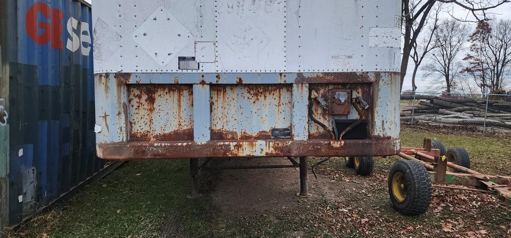 Fruehauf Pup Trailer (NO TITLE)