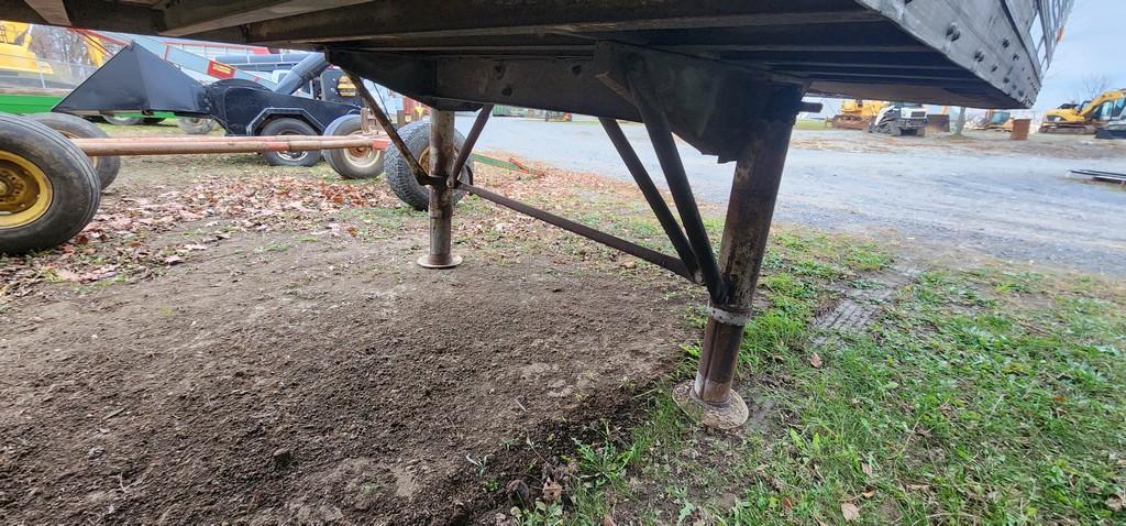 Fruehauf Pup Trailer (NO TITLE)