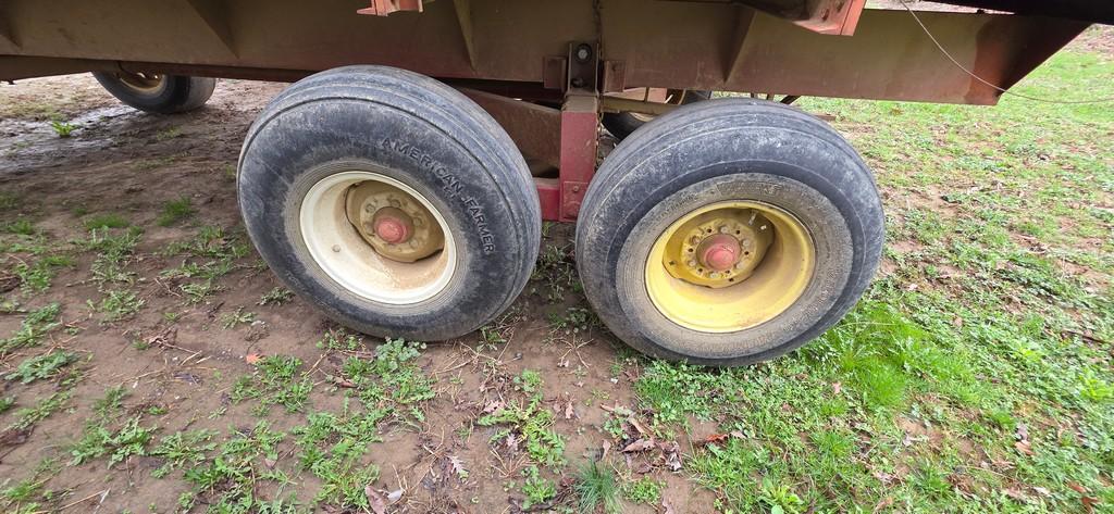 Meyer 3516 Silage Wagon