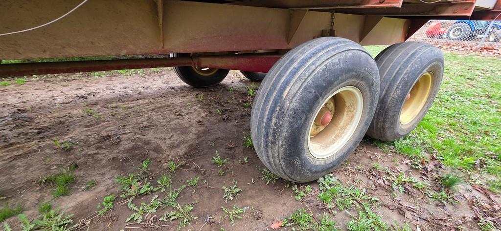 Meyer 3516 Silage Wagon