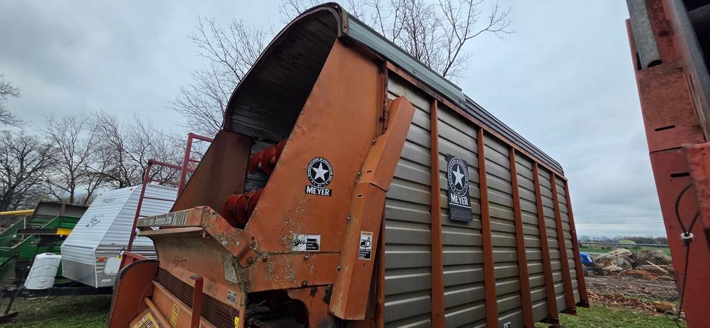 Meyer 3516 Silage Wagon
