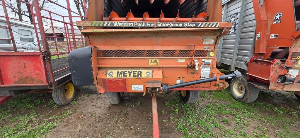 Meyer 3516 Silage Wagon