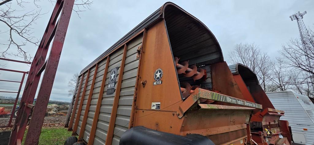 Meyer 3516 Silage Wagon