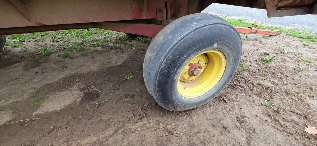 Meyer 3516 Silage Wagon