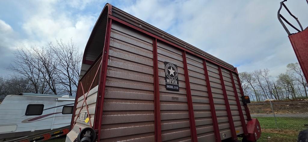 Meyer 3116 Silage Wagon