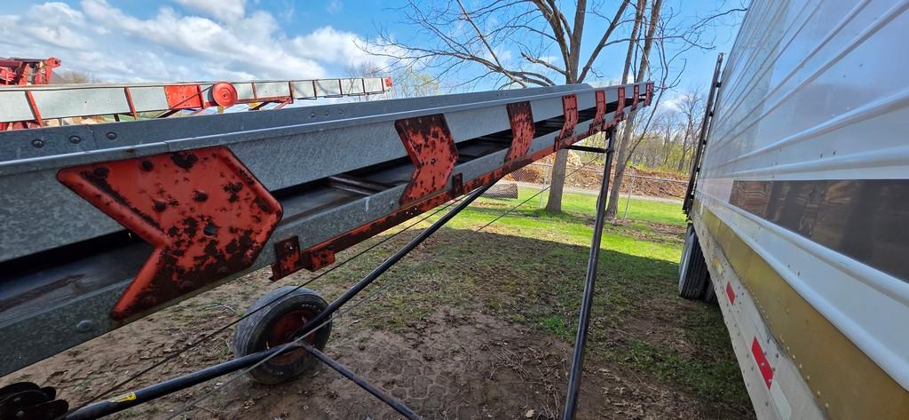 Little Giant Elevator