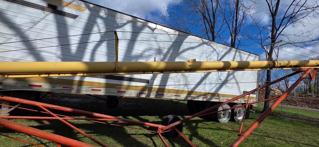 Westfield 10x61 Grain Auger
