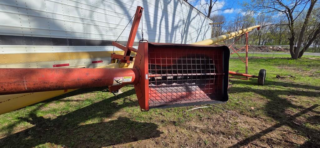 Westfield 10x61 Grain Auger