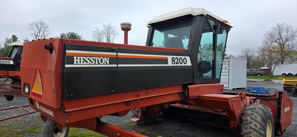 Hesston 8200 Sell Propelled Haybine (RUNS)