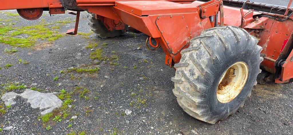 Hesston 8200 Sell Propelled Haybine (RUNS)