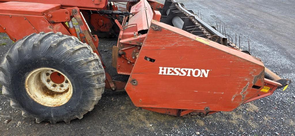 Hesston 8200 Sell Propelled Haybine (RUNS)