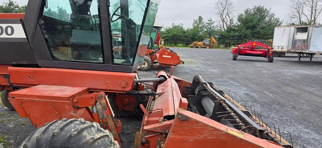 Hesston 8200 Sell Propelled Haybine (RUNS)