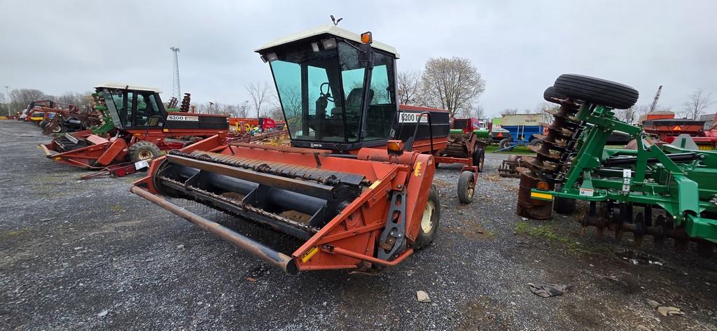 Hesston 8200 Sell Propelled Haybine (RUNS)