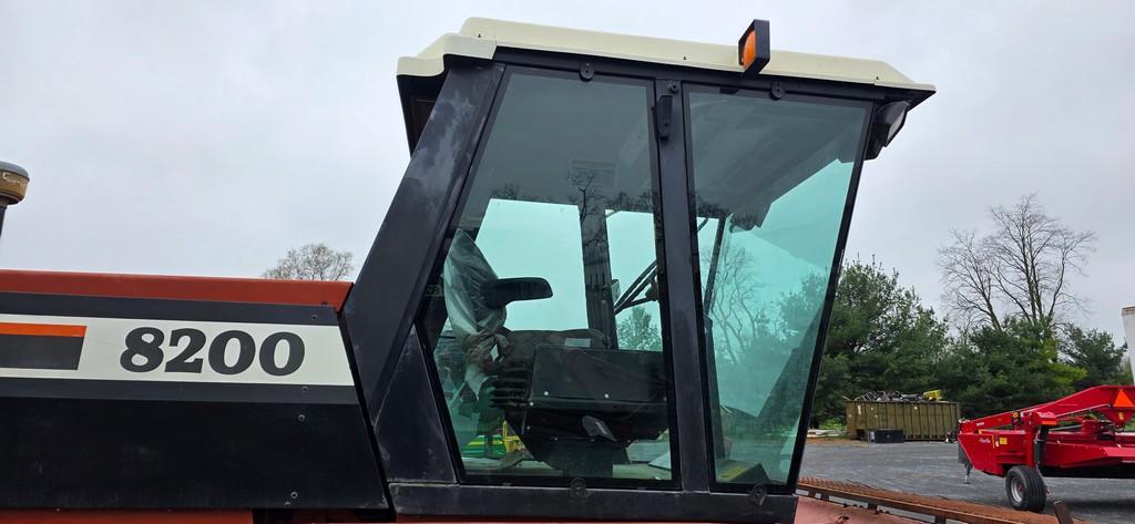 Hesston 8200 Sell Propelled Haybine (RUNS)