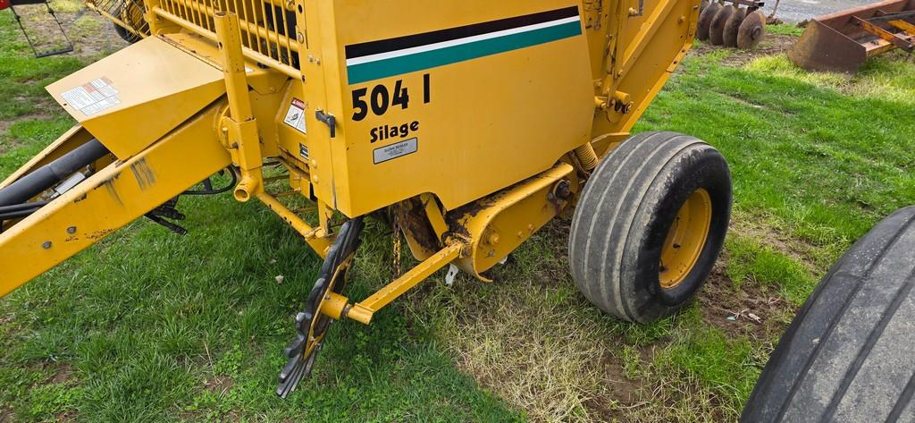 Vermeer 504IS Round Baler