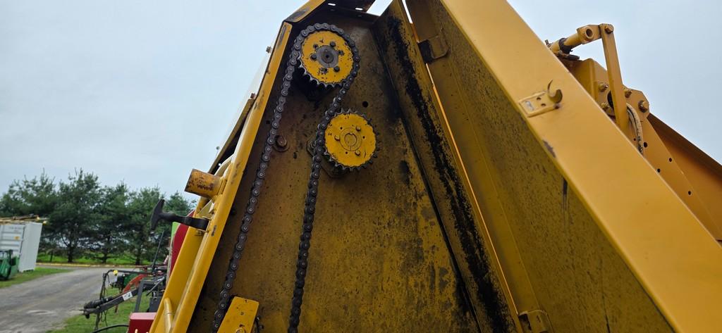 Vermeer 504IS Round Baler