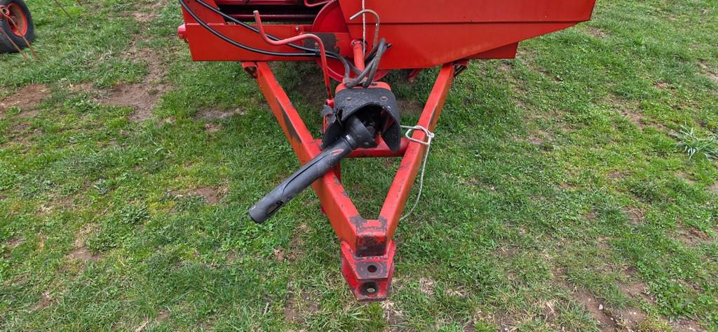 New Holland 155 Manure Spreader