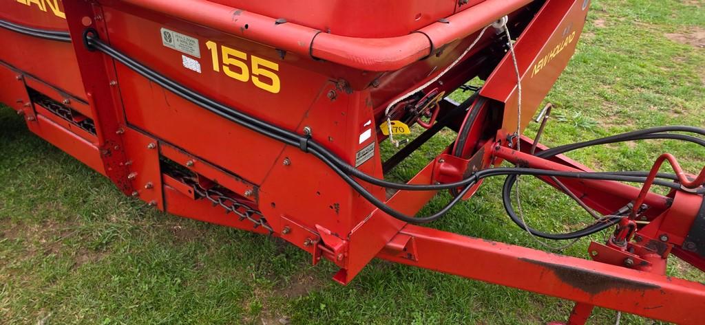 New Holland 155 Manure Spreader