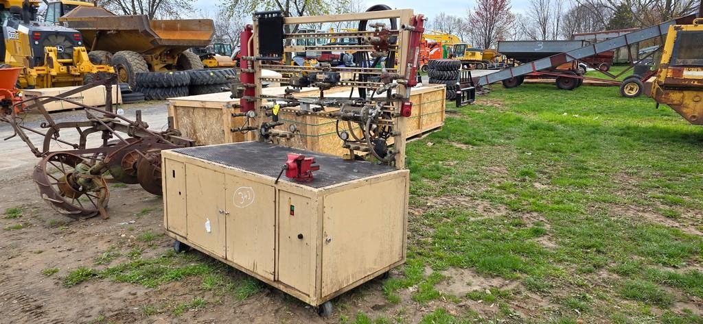 Hydraulic Test Table